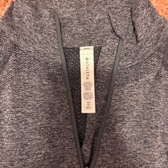 Athleta Momentum Heather 1/2 Zip Women's XS Dark Gray Track Jacket Long Sleeve - Picture 2 of 4